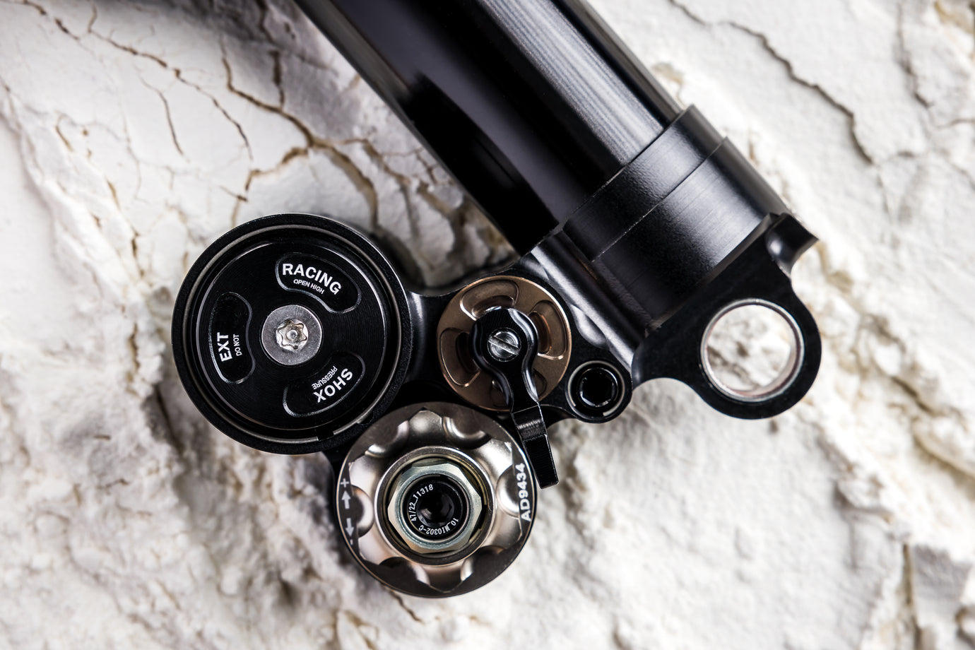 EXT ARIA Air Sprung Damper – Alba Distribution